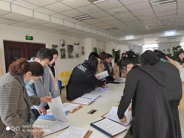 督导评估处组织开展教案交流展示活动2-1